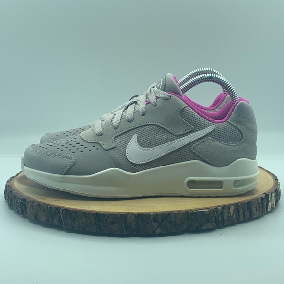 Nike Shoes - Nike Air Max Guille Youth 7/Womens 8.5